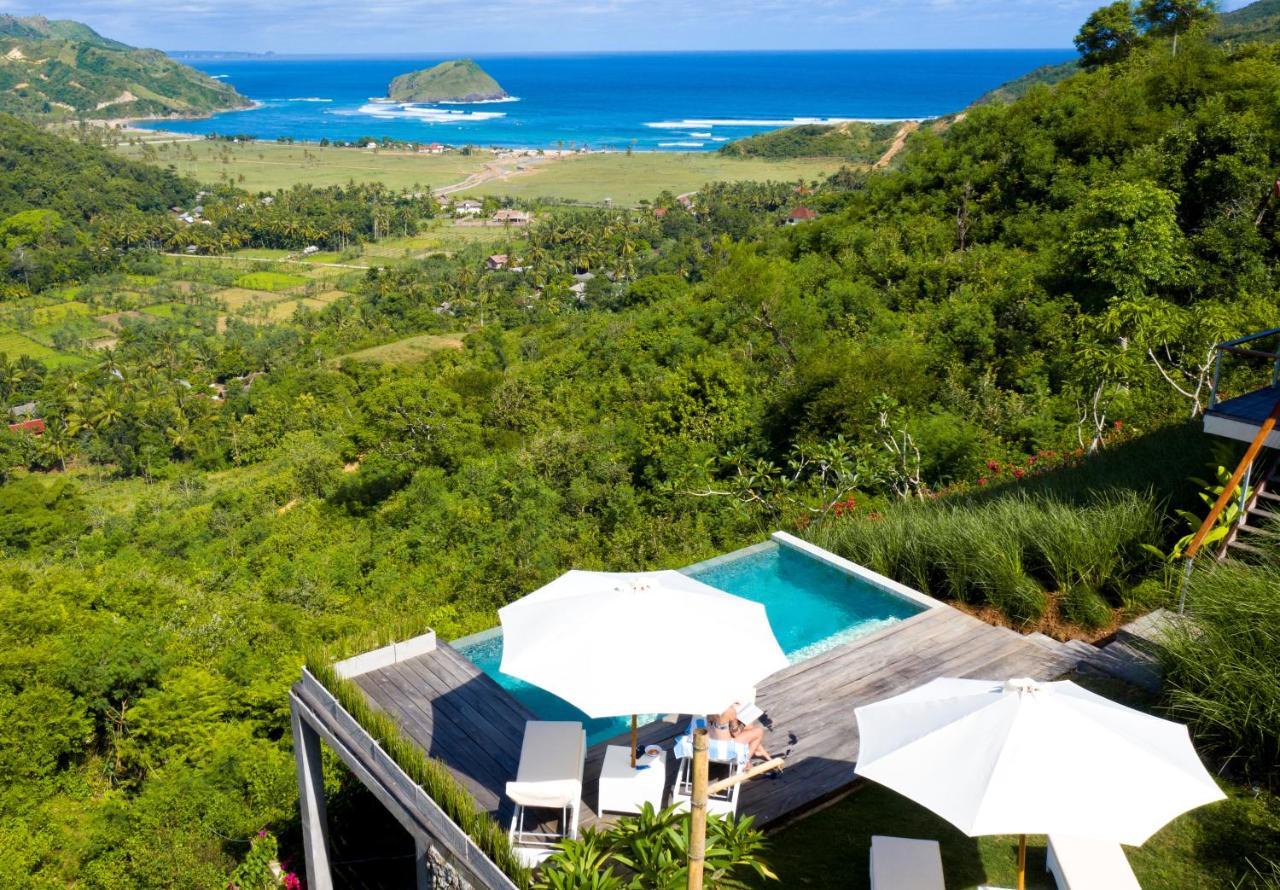 Villa Atas Pelangi Kuta  エクステリア 写真