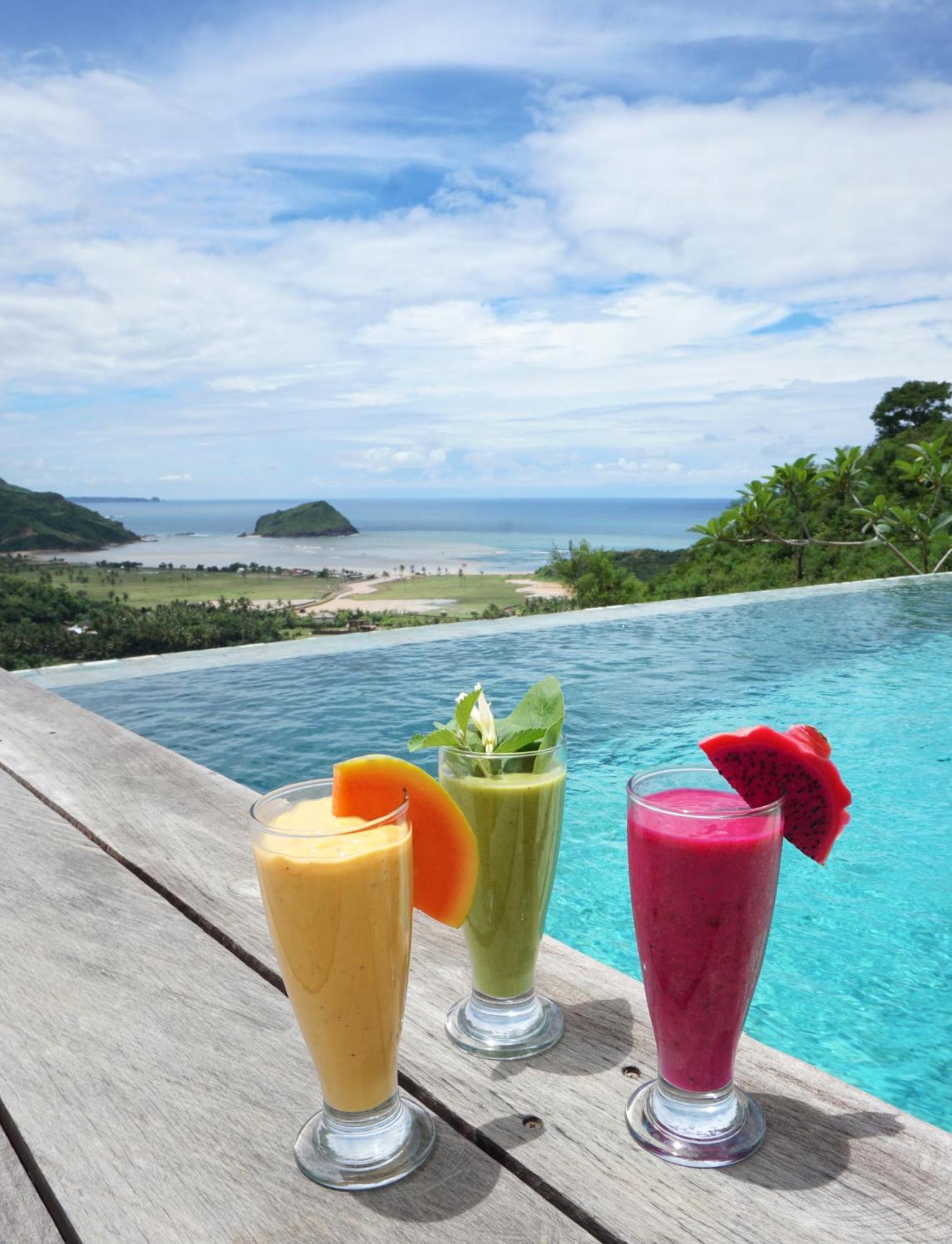 Villa Atas Pelangi Kuta  エクステリア 写真